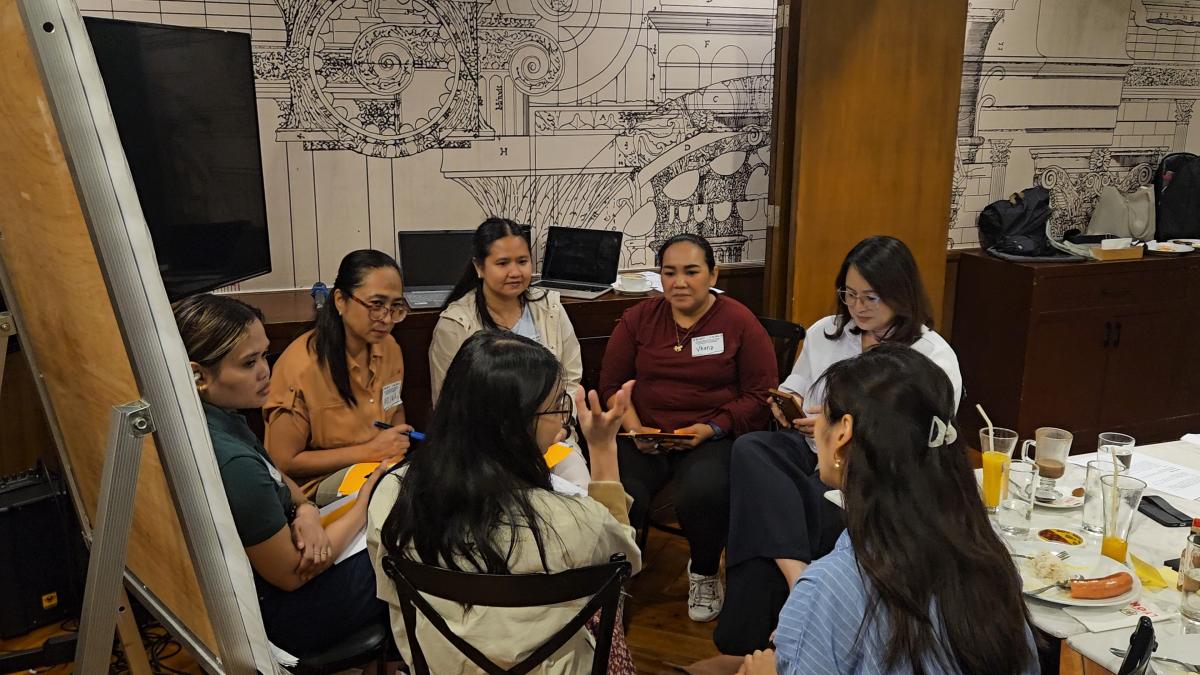 Photo 4: Breakout group 1 during their discussion. Participants were split into three (3) breakout groups to share insights on advancing women’s participation in the transition to e-mobility in the Philippines. 